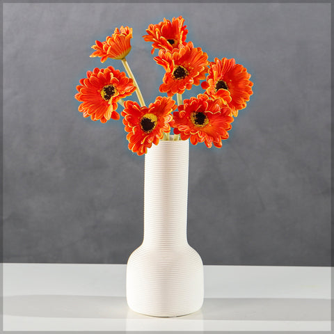 7 Heads Artificial Daisy Flowers with Stems (without vase)