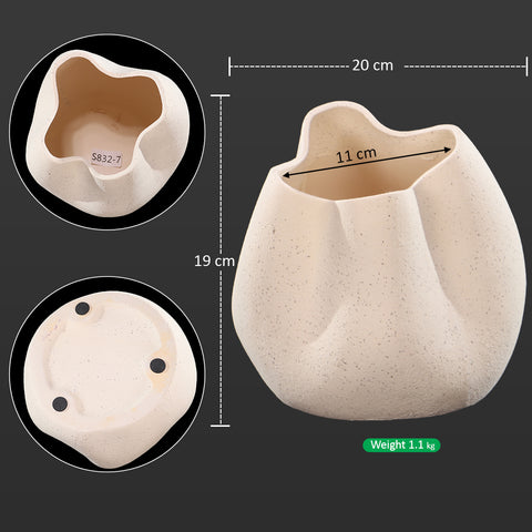 Round Modern Textured Vase