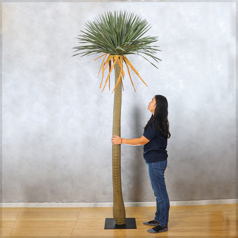 Artificial tall plant