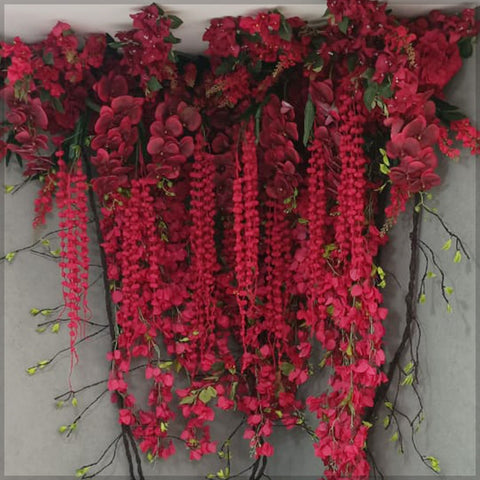 Artificial flowers wall decoration