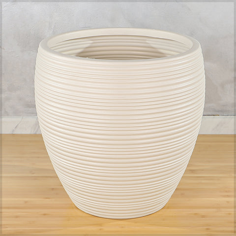 Ribbed Design Plastic Planter