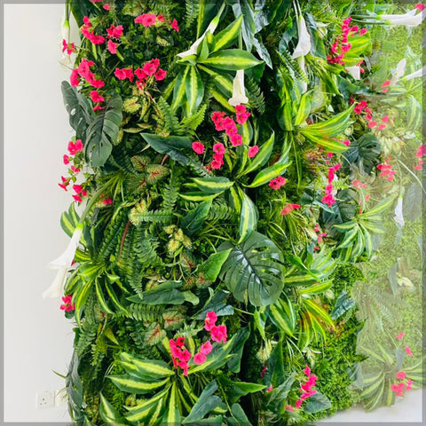 Indoor tropical leaf wall decor