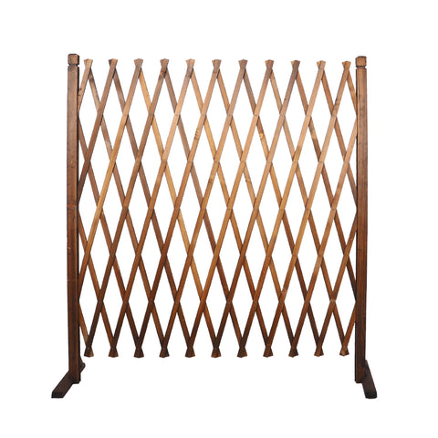 1 Piece Extendable Wooden Grid Fence (Fence Only)