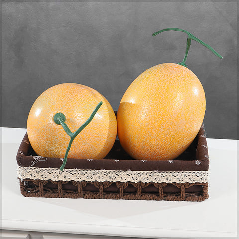 cantaloupe display