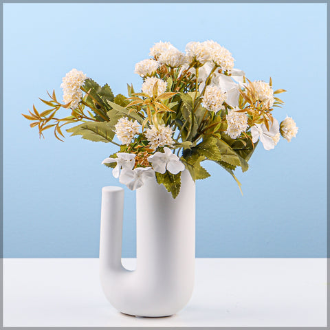 زهور حريرية اصطناعية صغيرة