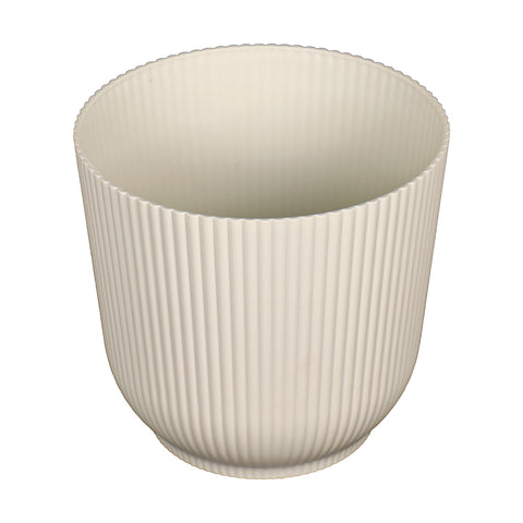 minimalist plastic pots