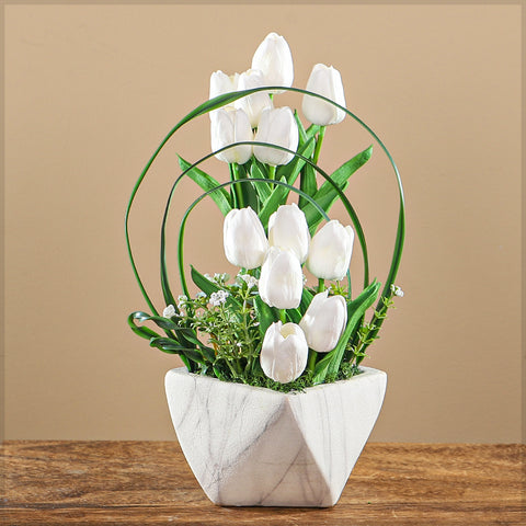 White tulip arrangement