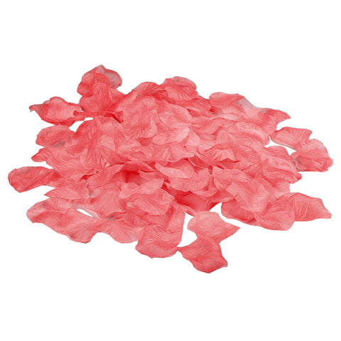 Silk petals for wedding décor