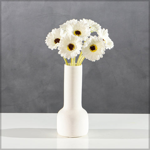 7 Heads Artificial Daisy Flowers with Stems