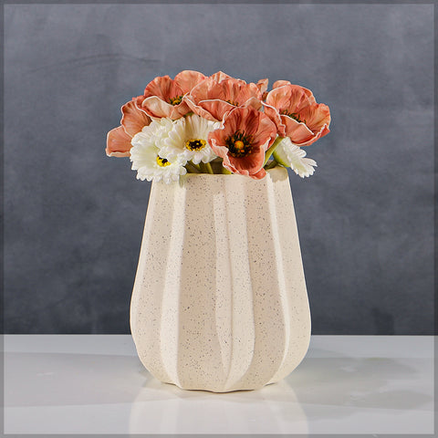 Classy Design Ceramic Vase