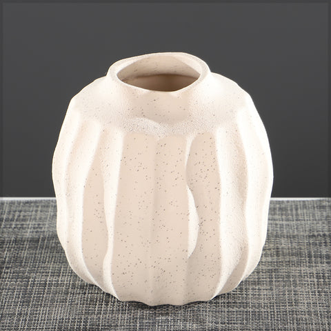 Round Wavy Ceramic Vase