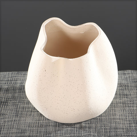Round Modern Textured Vase