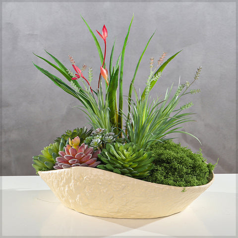 Cream Ceramic Ikebana Design Vase