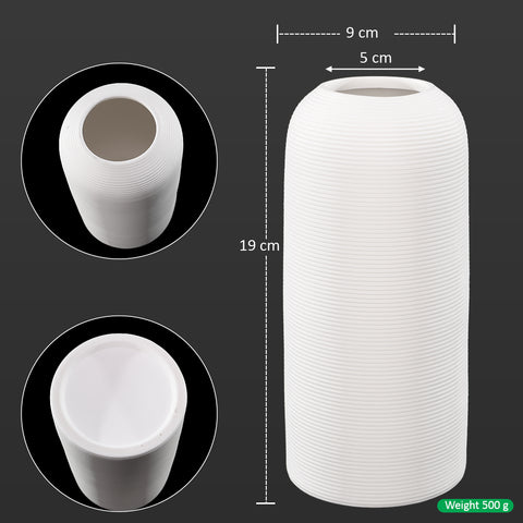 Contemporary Cylindrical Design with Ribbed Detailing Vase