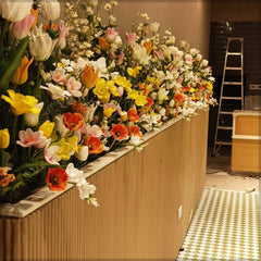 Elegant artificial floral decoration