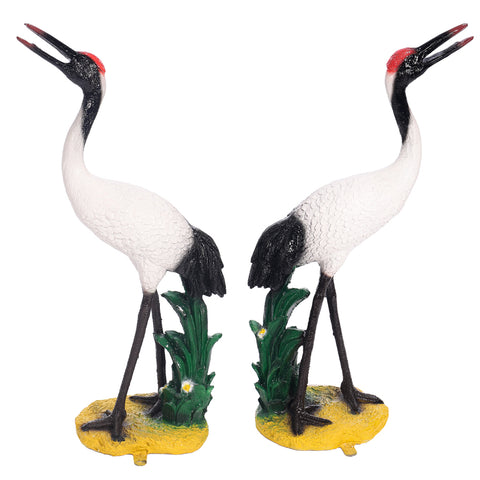 Decorative flamingo garden sculpture