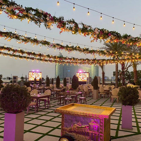 Hotel outdoor arrangement