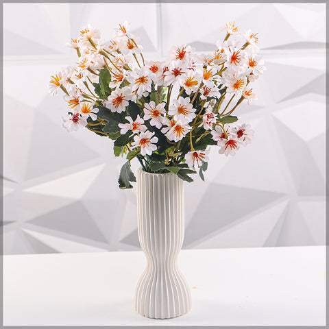 Artificial mini daisy flower stems