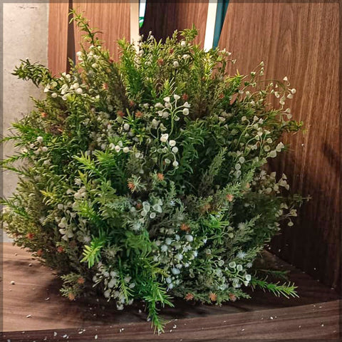 wall flower holder