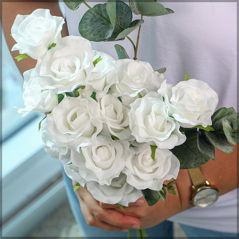Realistic roses UAE